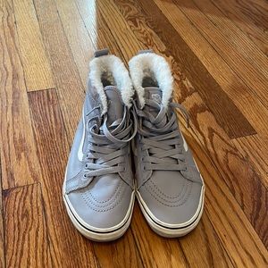 Vans hi sk8 sherpa, Women's 7.5. lilac